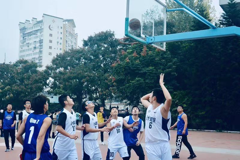 比赛现场2.jpg