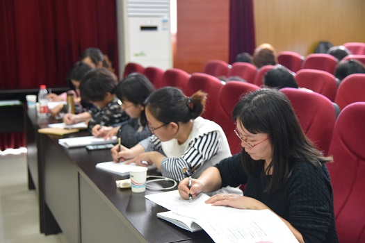 照片三“反馈与反思”.jpg