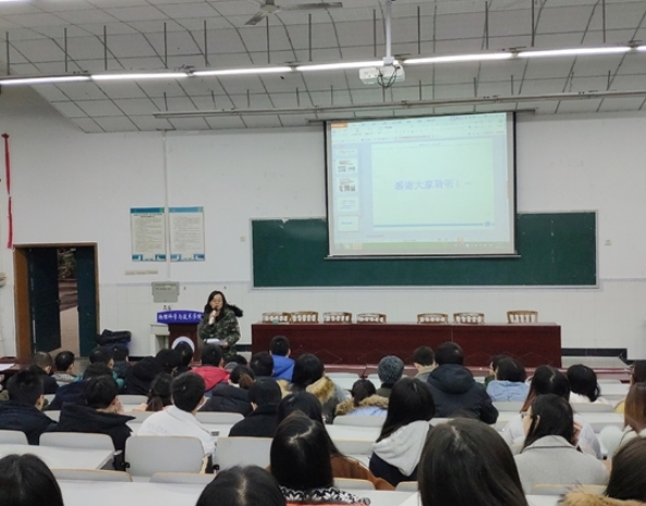 图片二:熊中碧老师对培训作补充.jpg