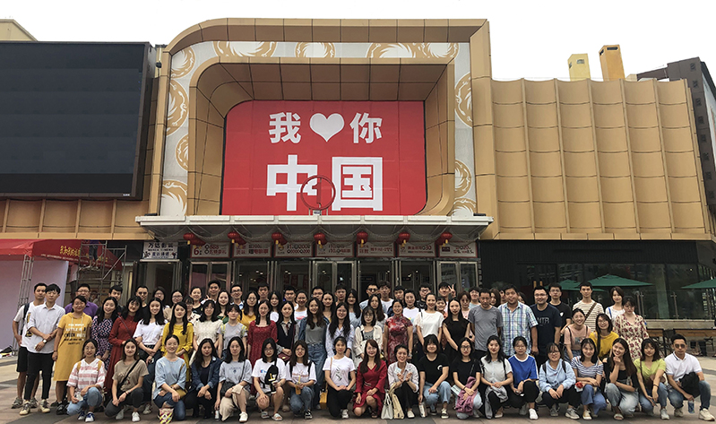 电影合照.jpg